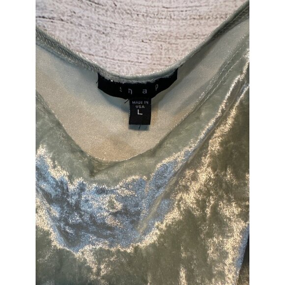 NWT Snap Women's Velvet Off-Shoulder Top Size L - Picture 2 of 3